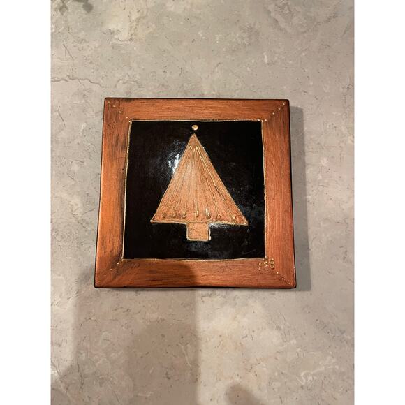 Handpainted Ceramic Tile/trivet decor Christmas tree Copper signed, Glaazart USA - Picture 7 of 9